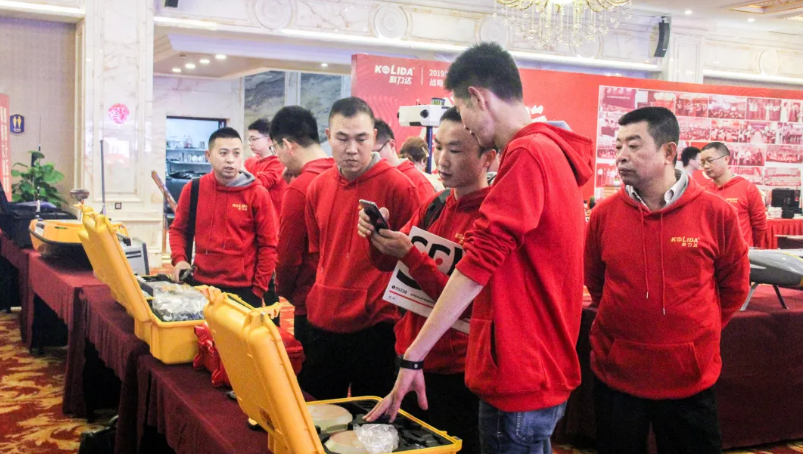 參觀南方地理信息產業園4 參觀南方地理信息產業園4